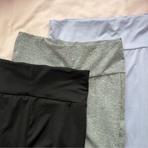 1 pair Girls lavender flare leg yoga pants size 6